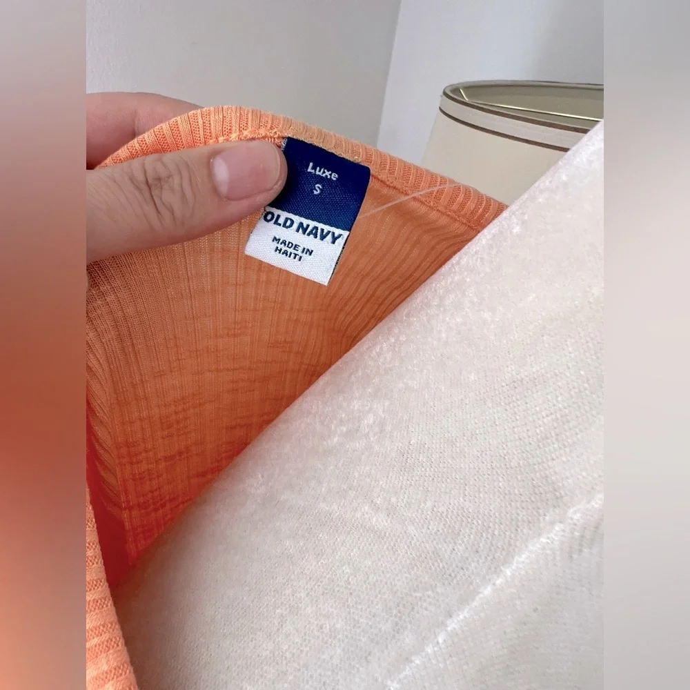 NWT Old Navy luxe ribbed slub knit T-shirt - Picture 6 of 6